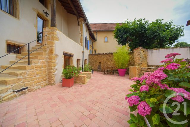 Afficher la photo en grand maison à vendre - 8 pièces - 206.1 m2 - FRONTENAS - 69 - RHONE-ALPES - Century 21 Coquillat Immobilier