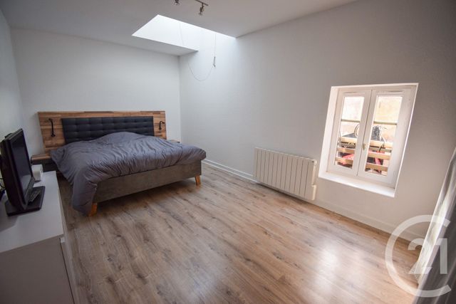 Appartement T4 à vendre - 4 pièces - 102.45 m2 - TREVOUX - 01 - RHONE-ALPES - Century 21 Coquillat Immobilier